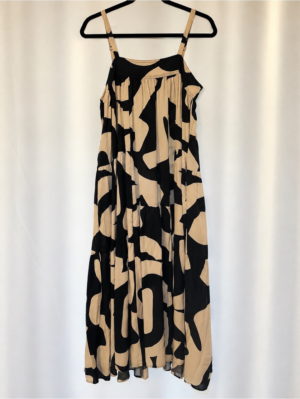 Sleeveless Black and Cream Abstract Maxi Dress
